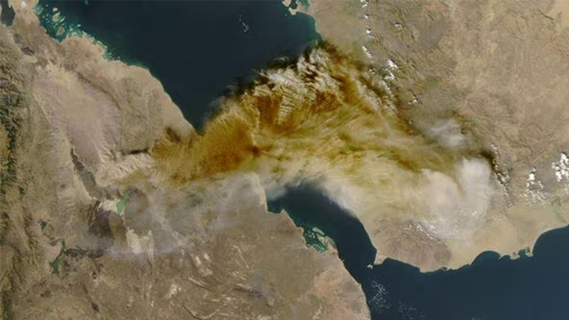 Ethiopia’s Hayli Gubbi Volcano Erupts After 12,000 Years, Ash Drifts Toward India & Pakistan; Flights Hit — Key Updates